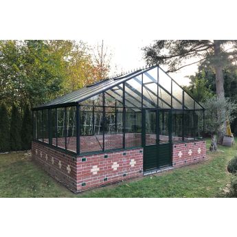 Gewächshaus Maxi Plus 604 on Wall